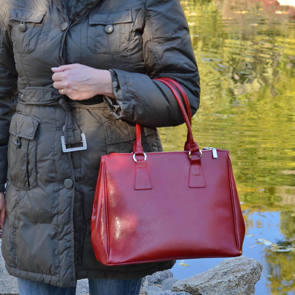 geanta piele rosie