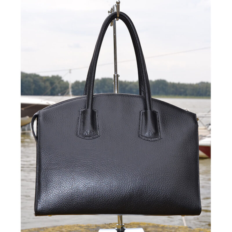 poseta piele neagra